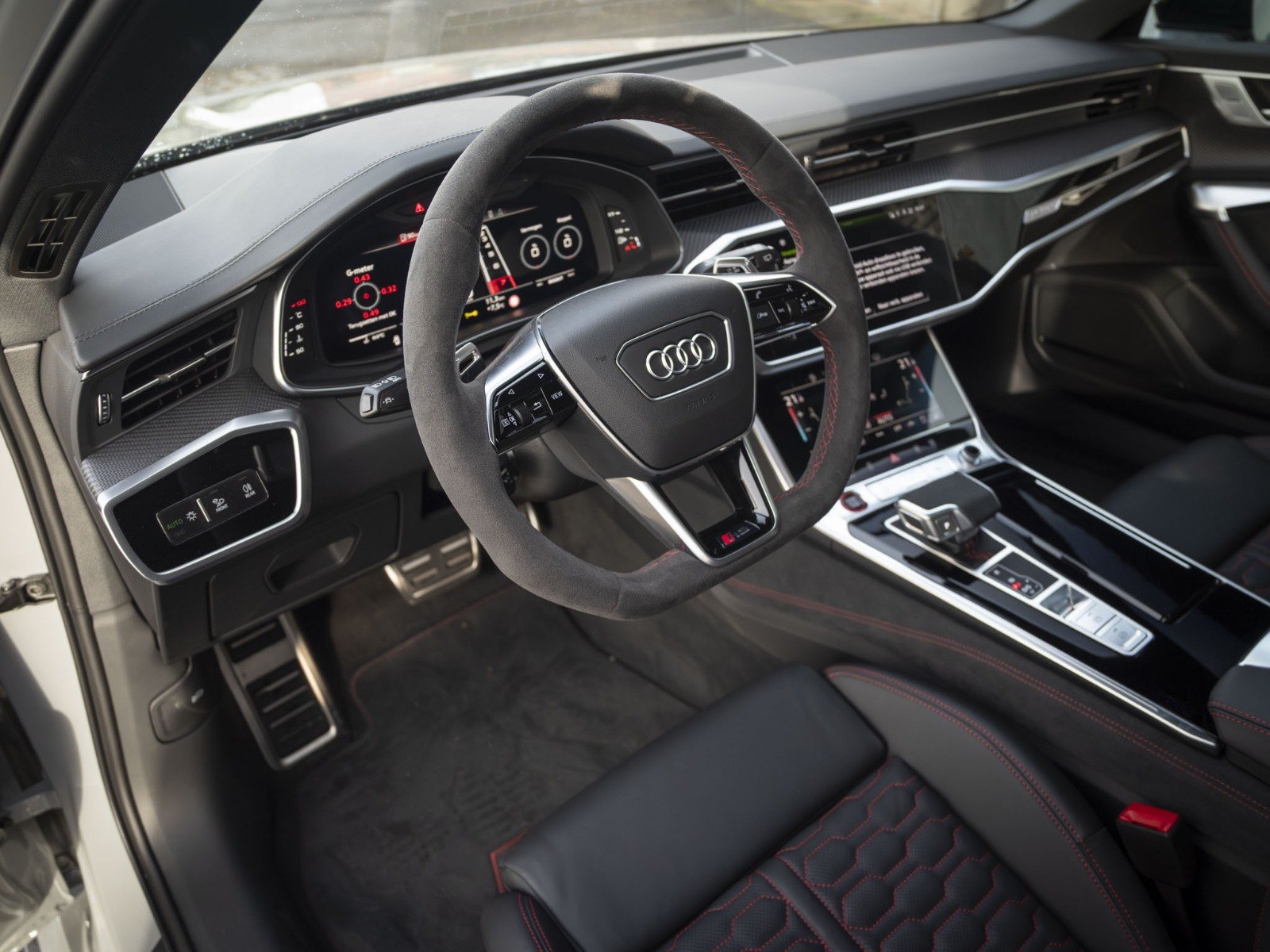 Audi RS6 Avant Performance URBAN 9