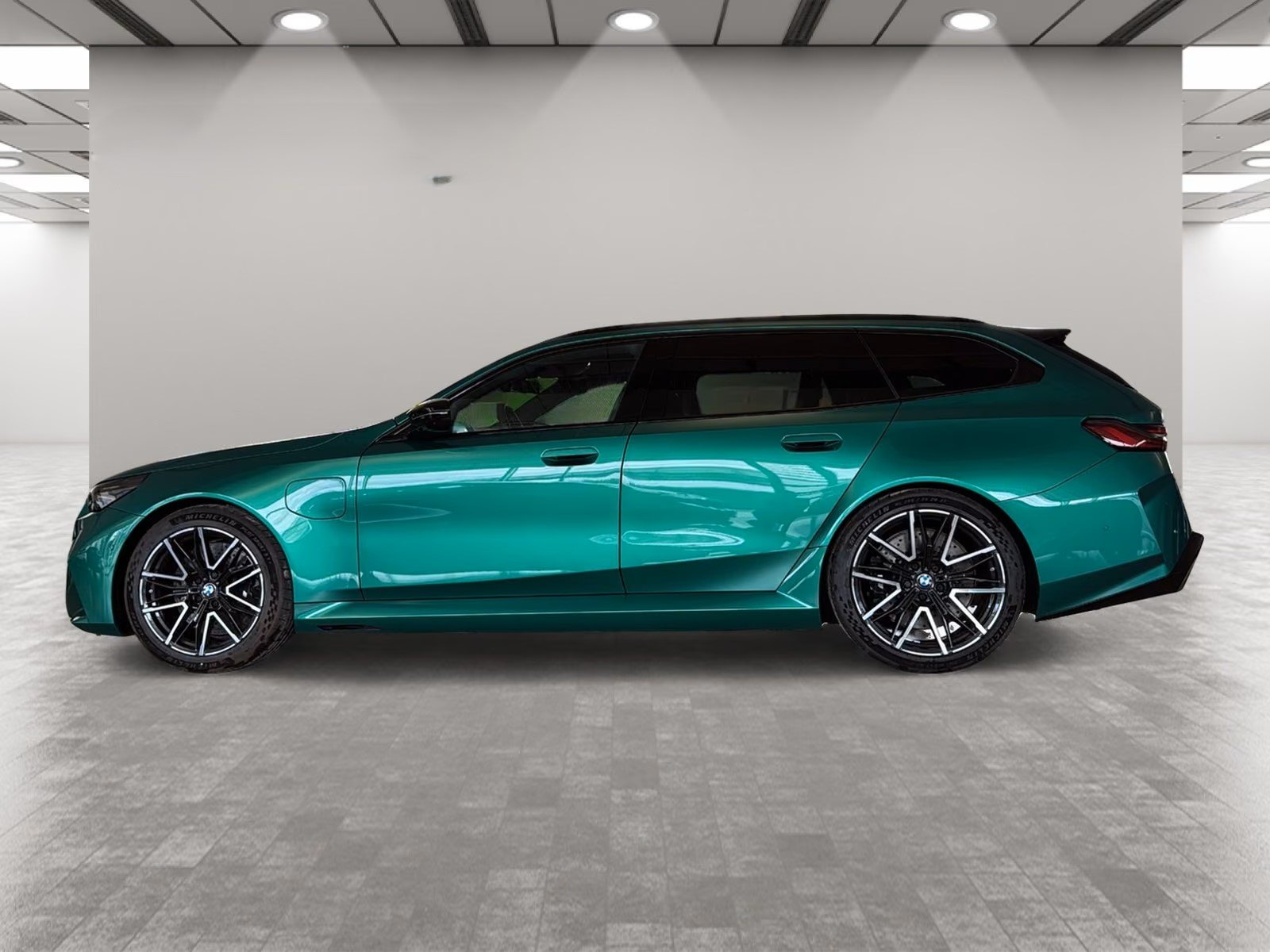 BMW M5 Touring AHK 3