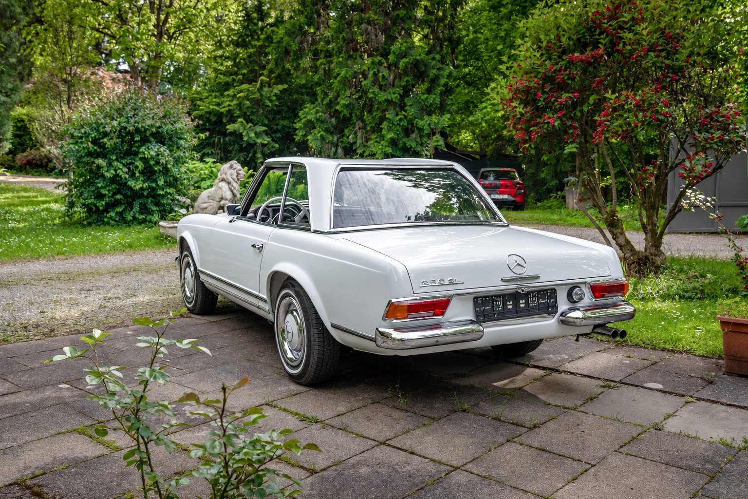 Mercedes Benz 250 SL California Pagode 4