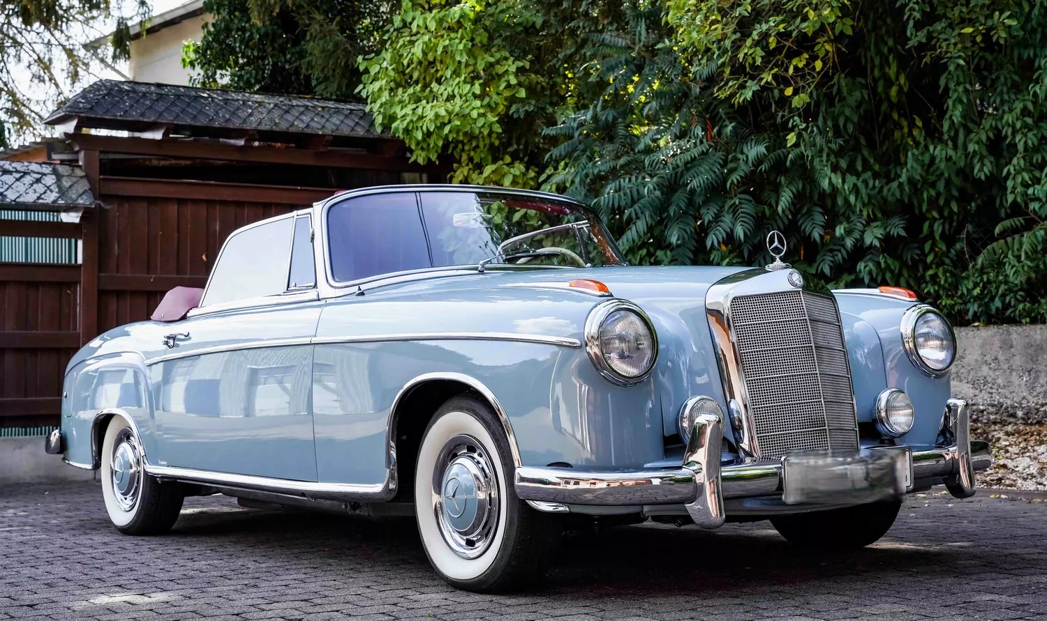 Mercedes Benz Ponton Cabrio 220 SE 2