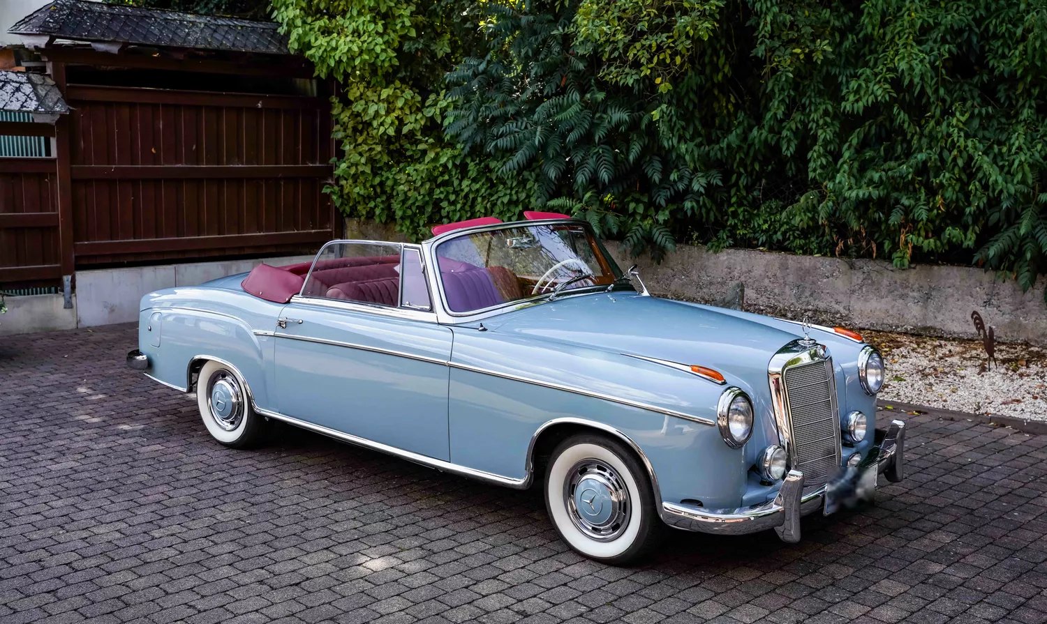 Mercedes Benz Ponton Cabrio 220 SE 4