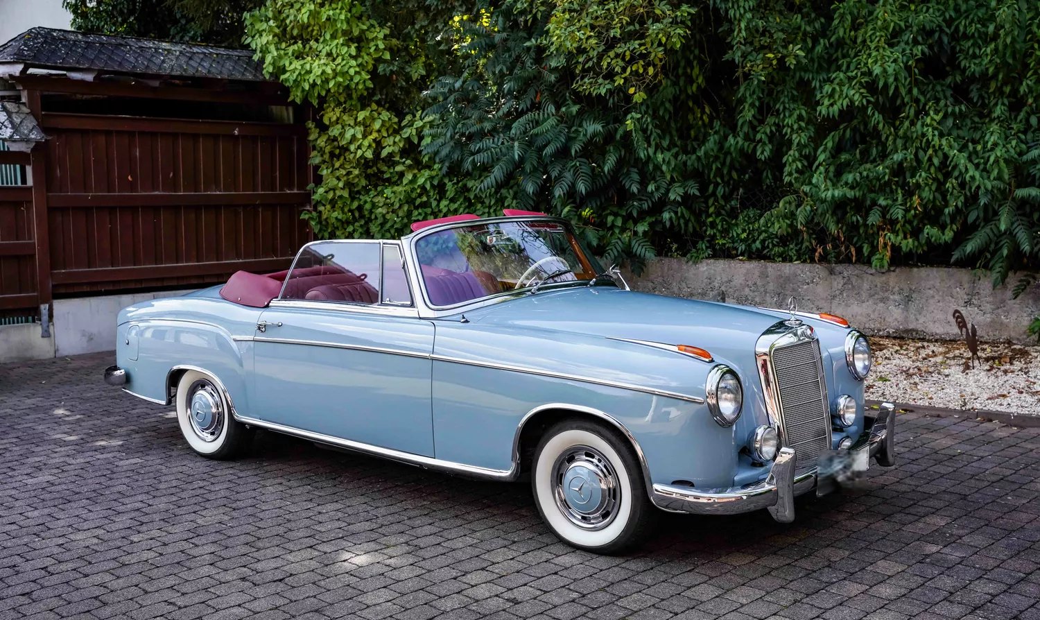 Mercedes Benz Ponton Cabrio 220 SE 5