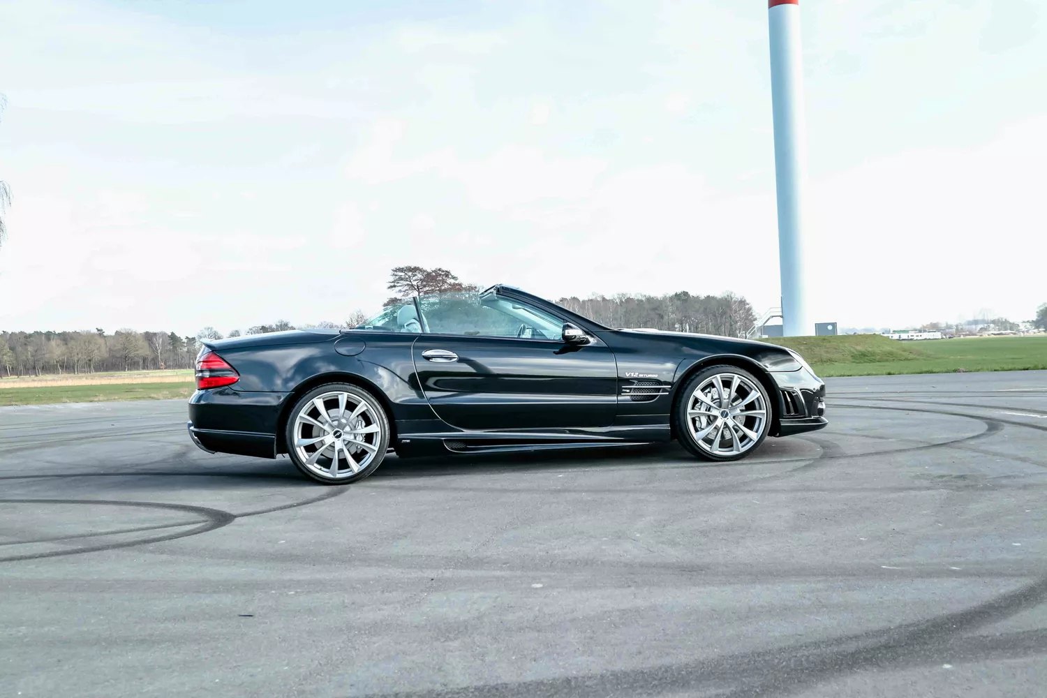 Mercedes Benz SL 600 W12 11