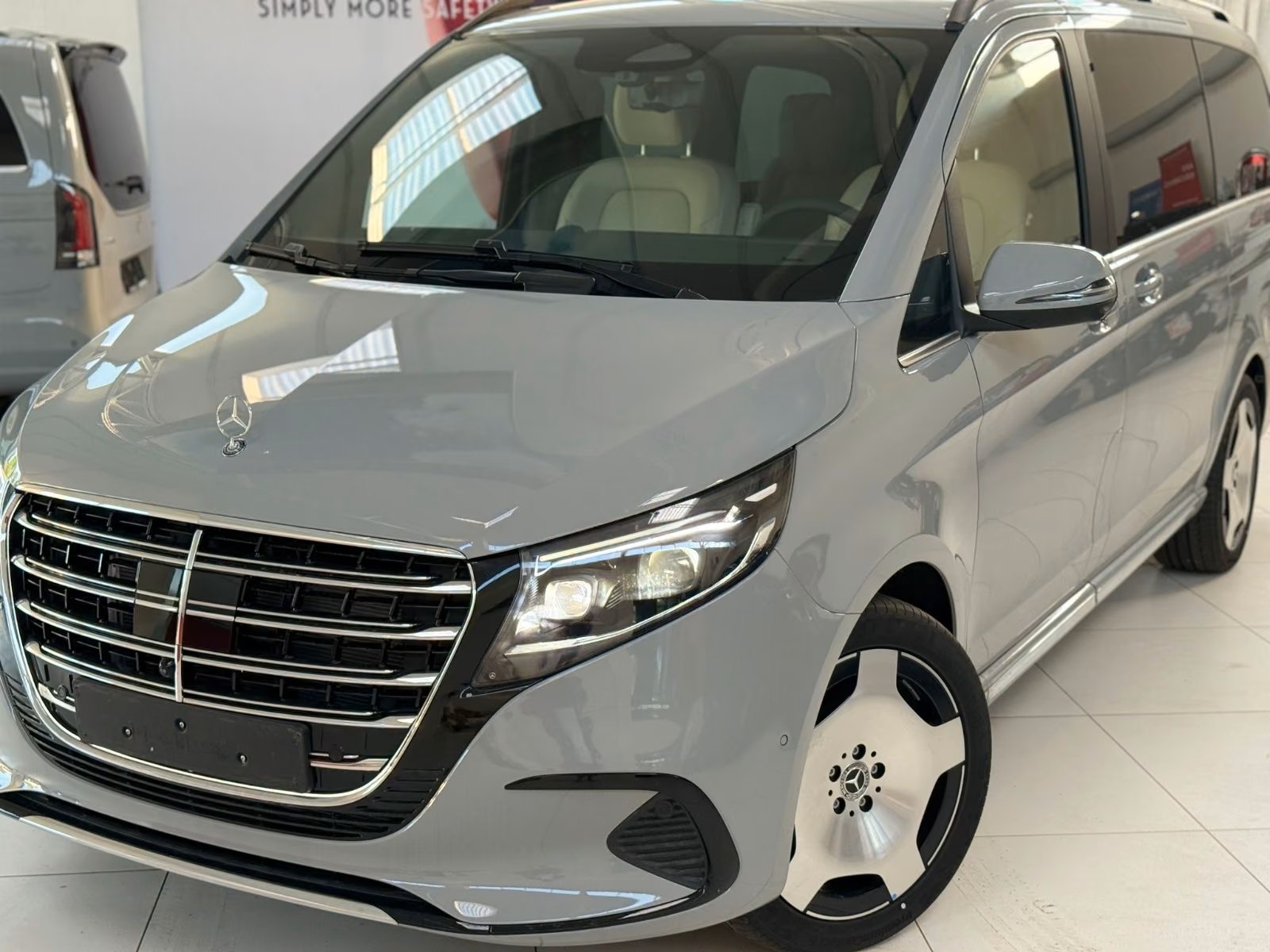 Mercedes-Benz V 300 V V 300 d 4MATIC EXCLUSIVE lang 4