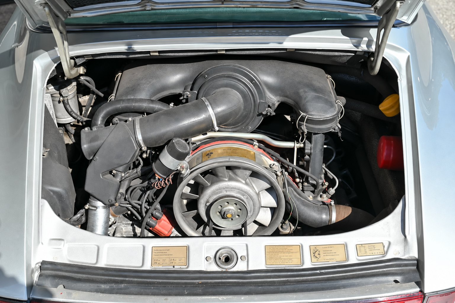 Porsche 911 2.7 Targa MFI 5