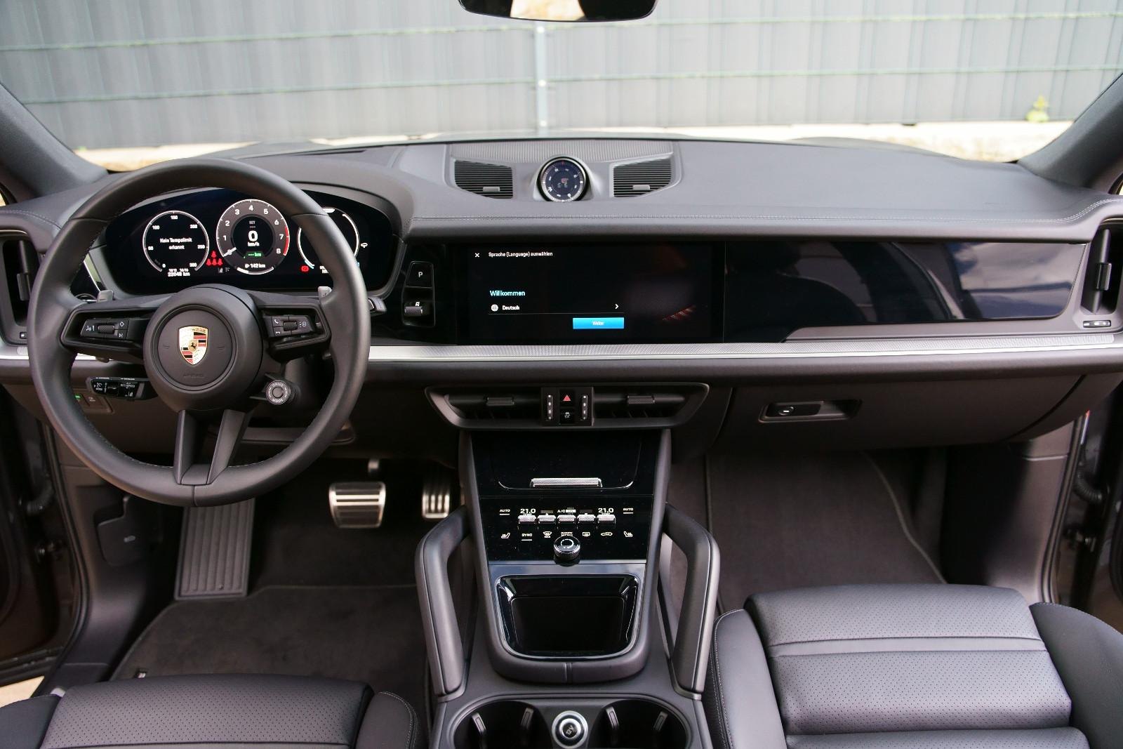 Porsche Cayenne Coupe S E-Hybrid 10