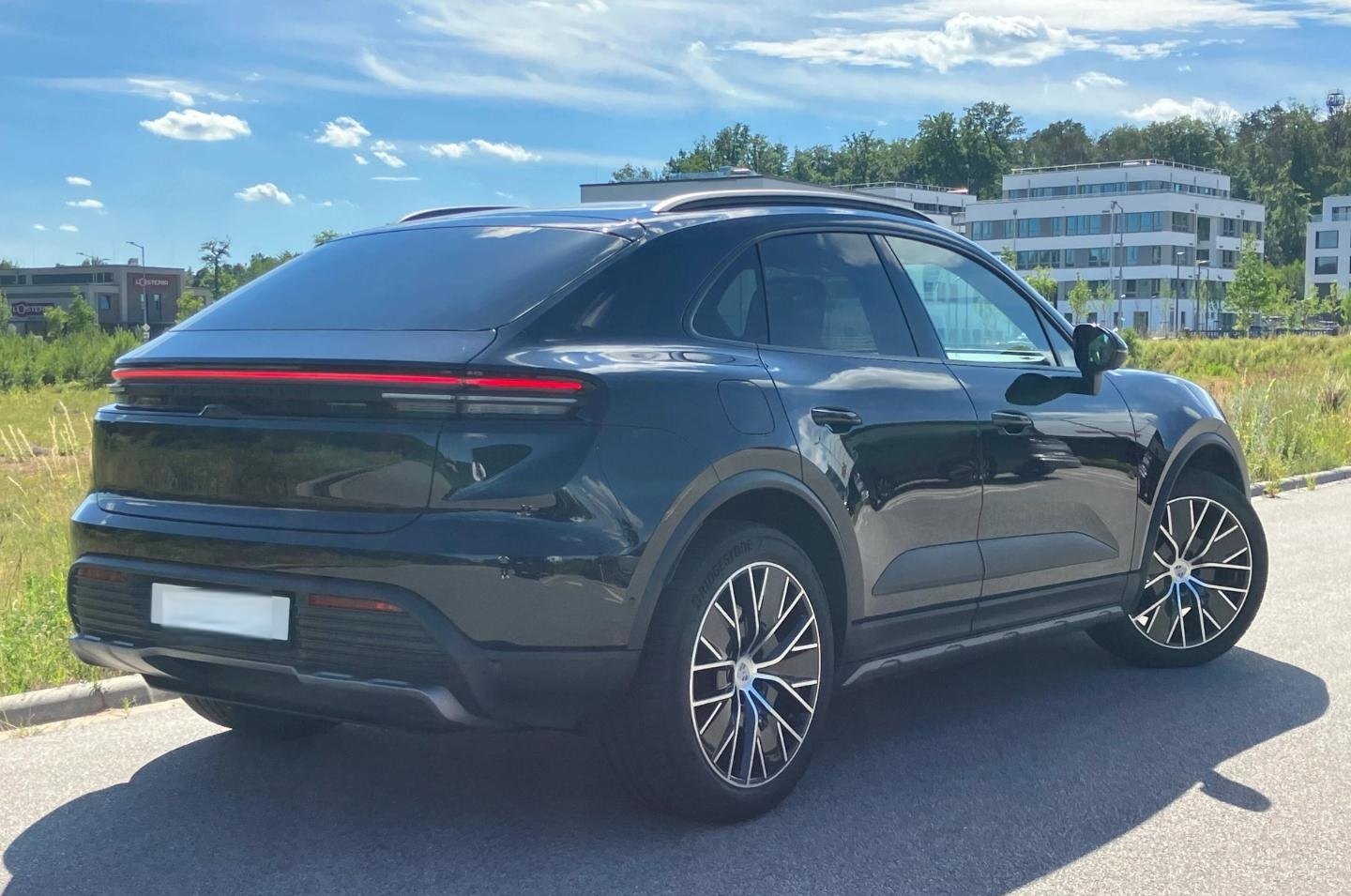 Porsche Macan - NEW MODEL 2026 8